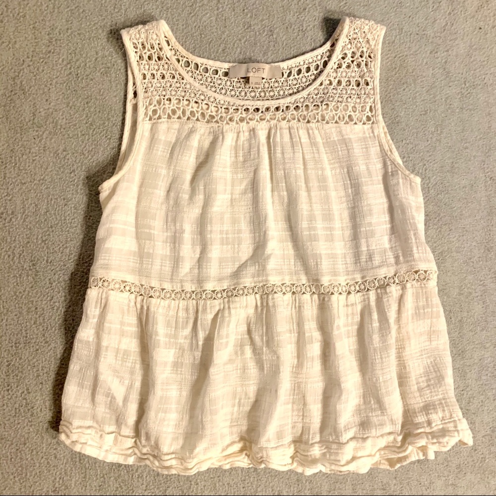 Beautiful, lace, off-white, sleeveless blouse!